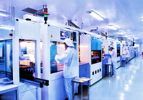 中企加速自主造芯步伐 16座晶圓廠在建，5個月產出1400億顆芯片，設備采購額達385億美元